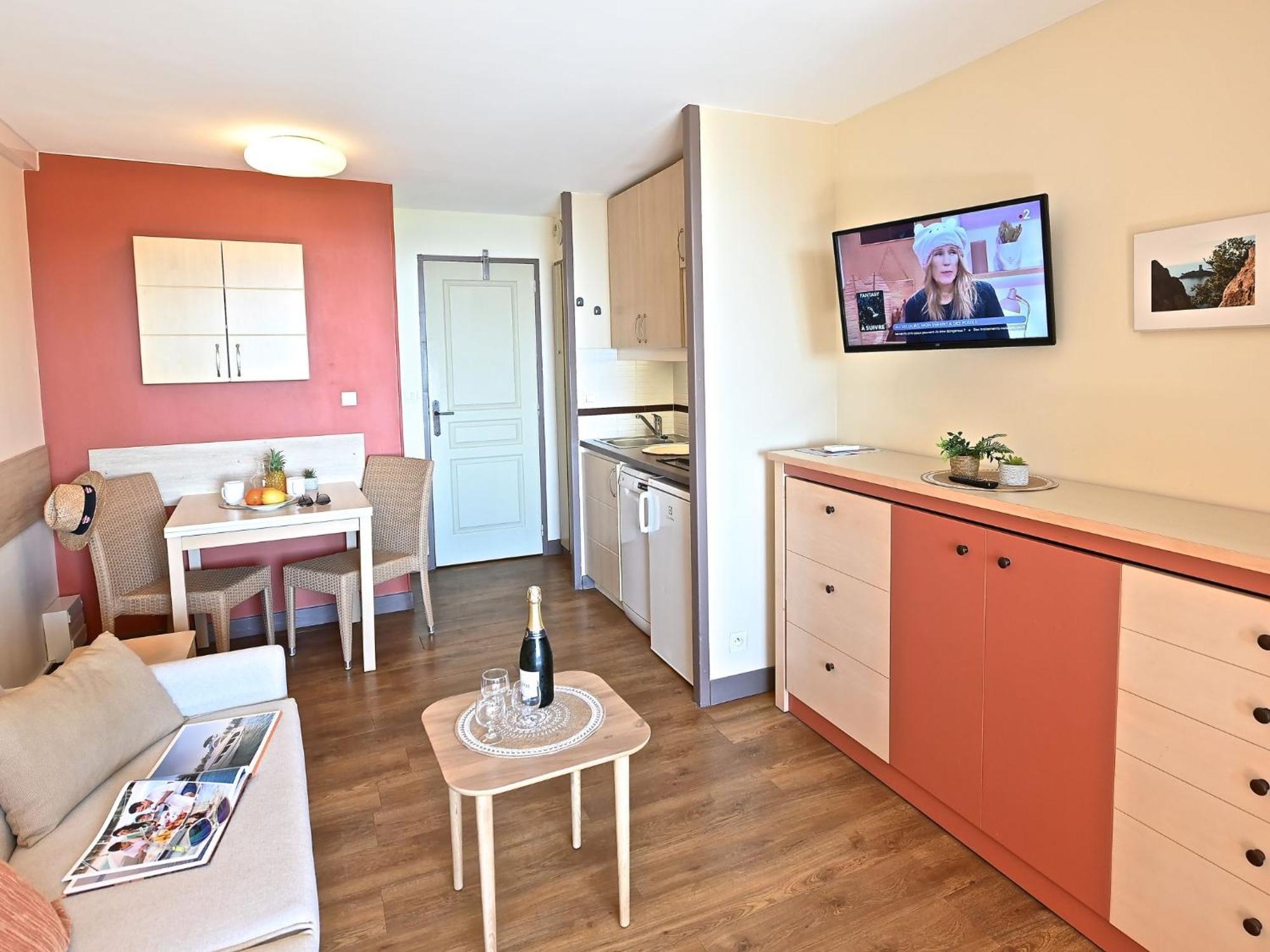 Apartment Village Cap Esterel - Le Village-9 By Interhome Saint-Raphael  Exterior photo